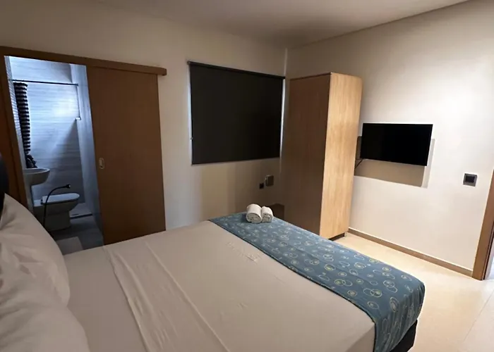 Claris B&B - Hostel